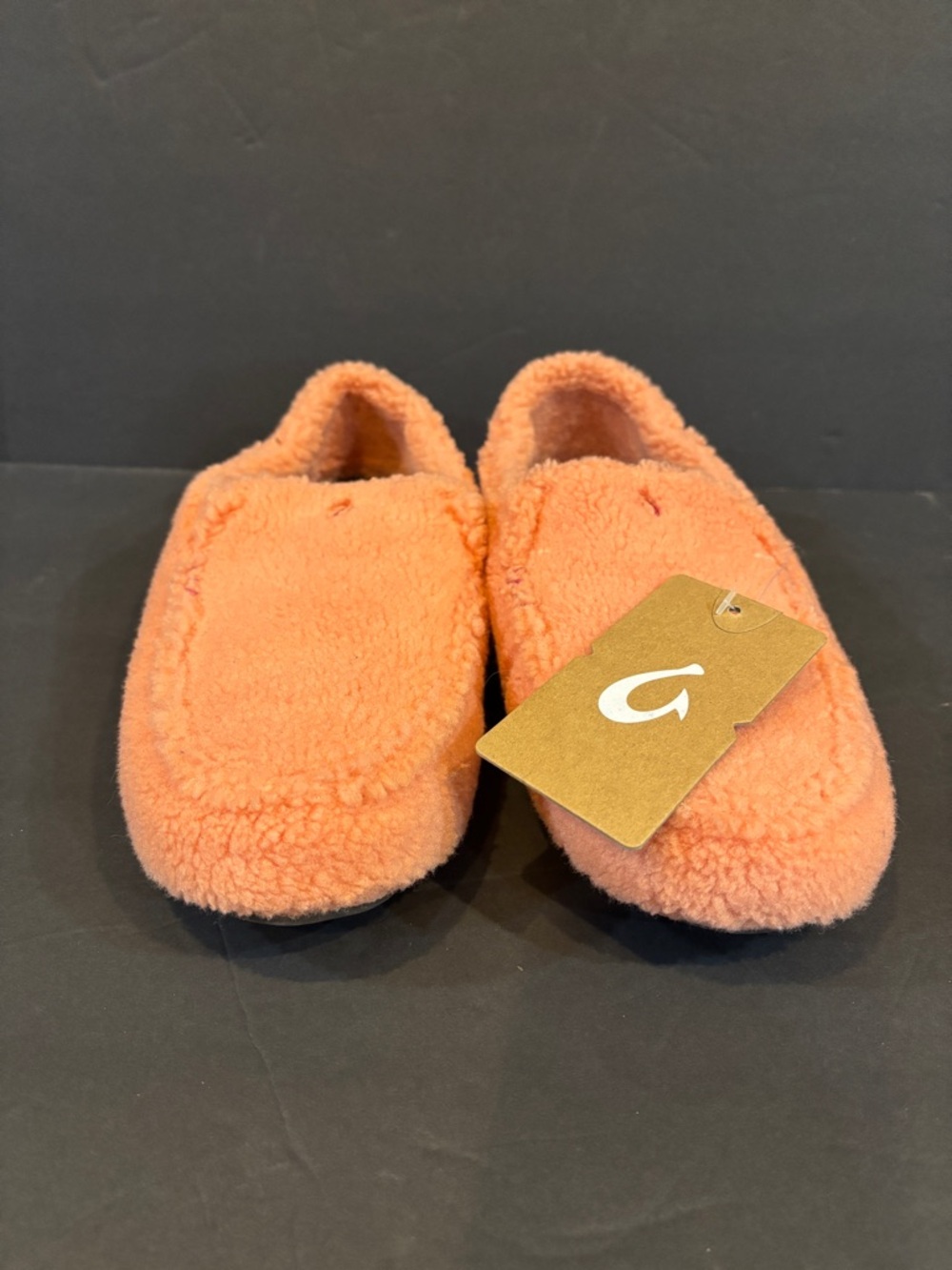 OluKai Nohea Heu Slippers Women’s 10 Pickled Ginger Fuzzy Indoor Outdoor NWT